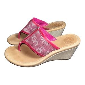 Ugg Women's Solena Pink thong Wedge Sandals size 7